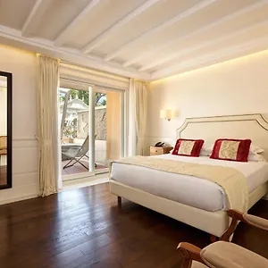 4* Hotel Degli Artisti