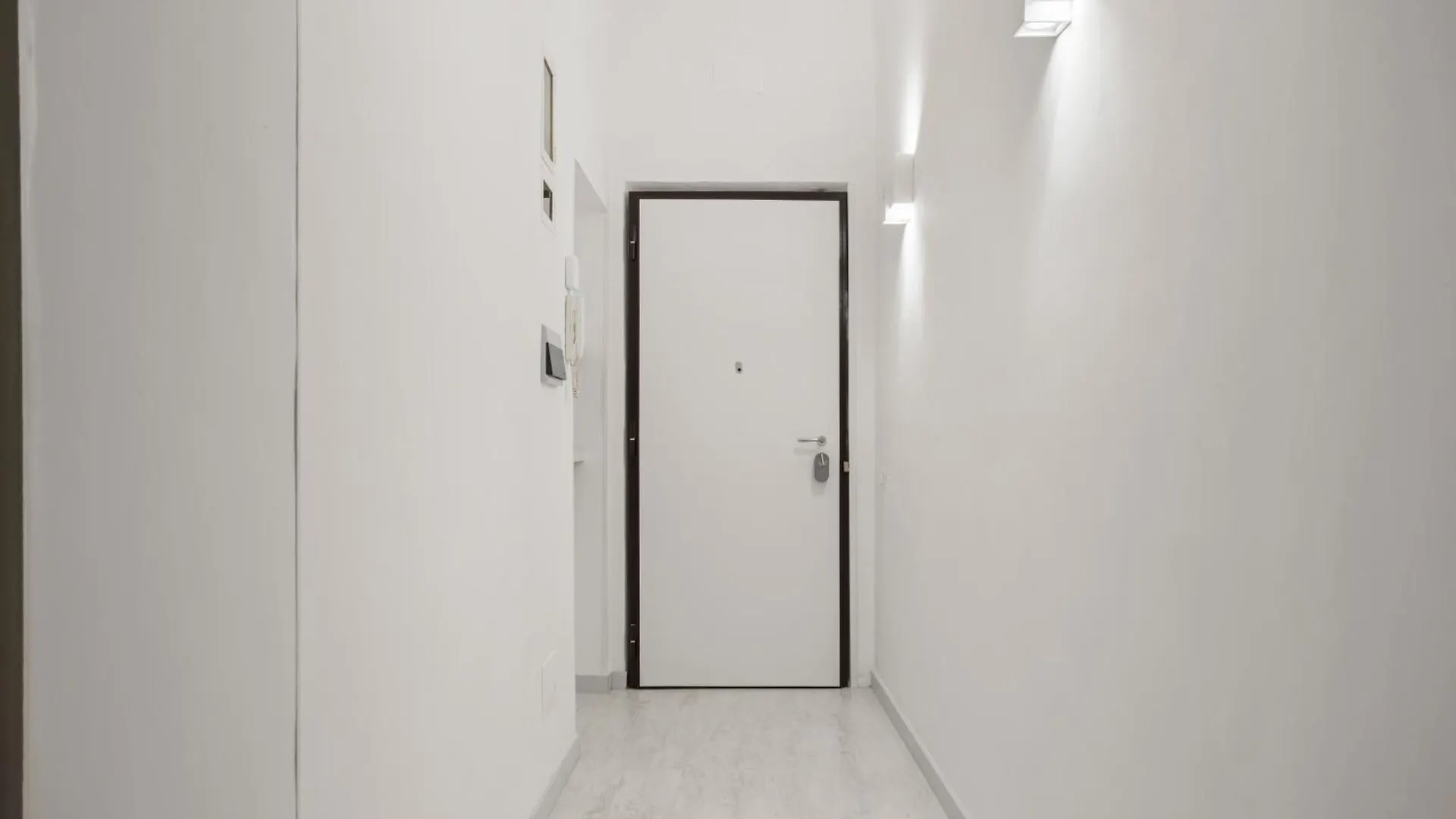 Visconti58 Boutique House - Modern Apt With Balcony Rome