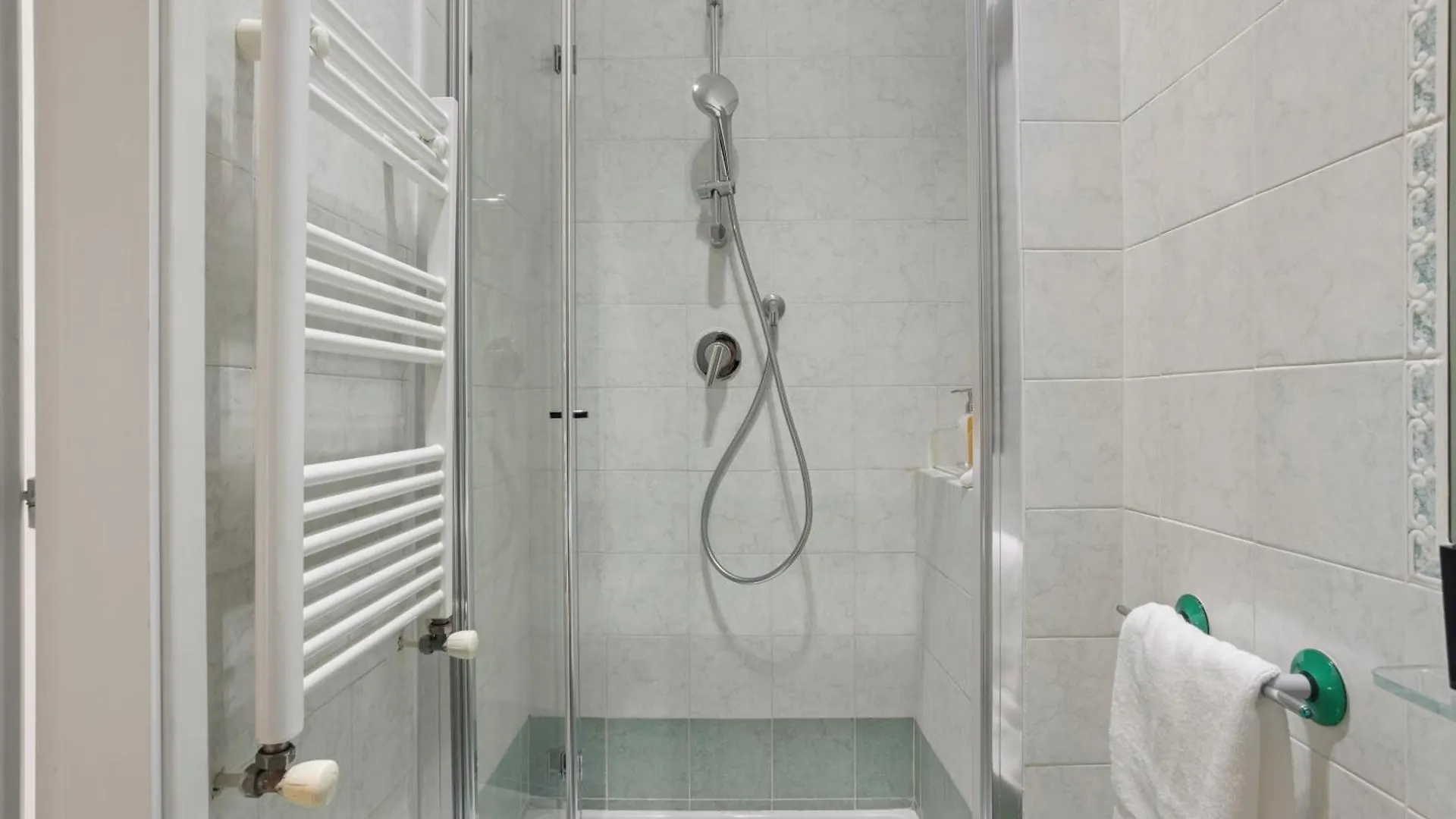 Visconti58 Boutique House - Modern Apt With Balcony Rome Apartment