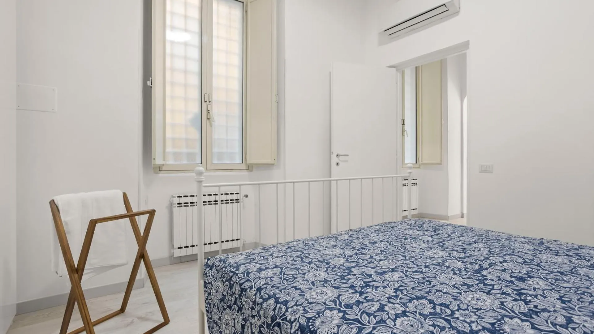 Apartment Visconti58 Boutique House - Modern Apt With Balcony Rome Italy