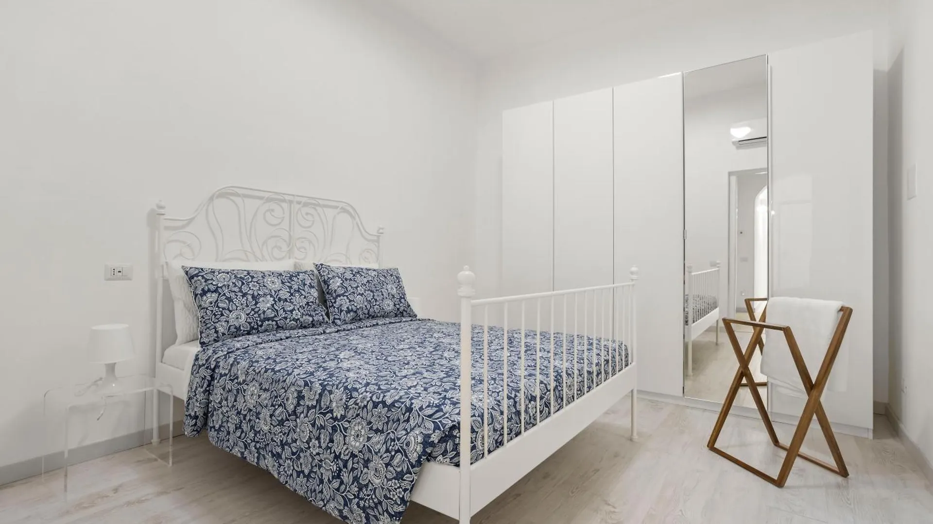 Visconti58 Boutique House - Modern Apt With Balcony location